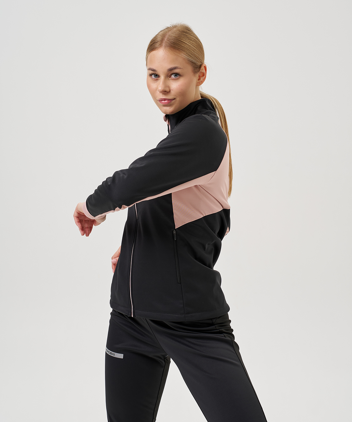 Тренировочная куртка Nordski Core Black/Soft Pink W